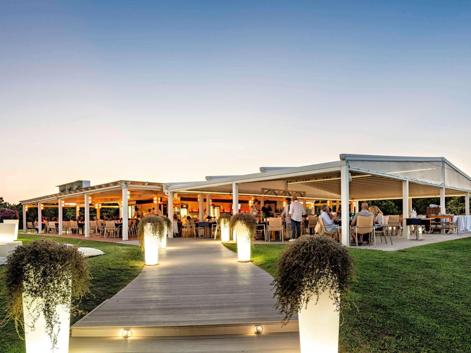 Pullman Timi Ama Sardegna酒店5*